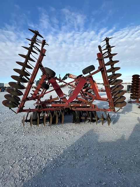 Image of International Harvester 496 equipment image 3