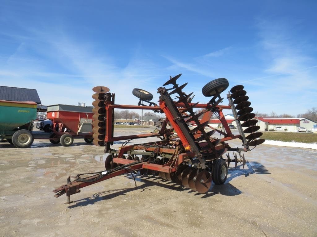 Image of International Harvester 496 Primary image