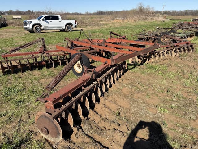 Image of International Harvester 496 equipment image 3