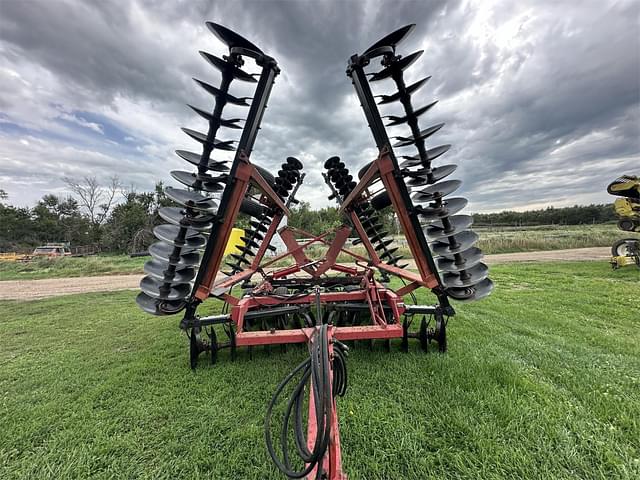 Image of International Harvester 496 equipment image 1