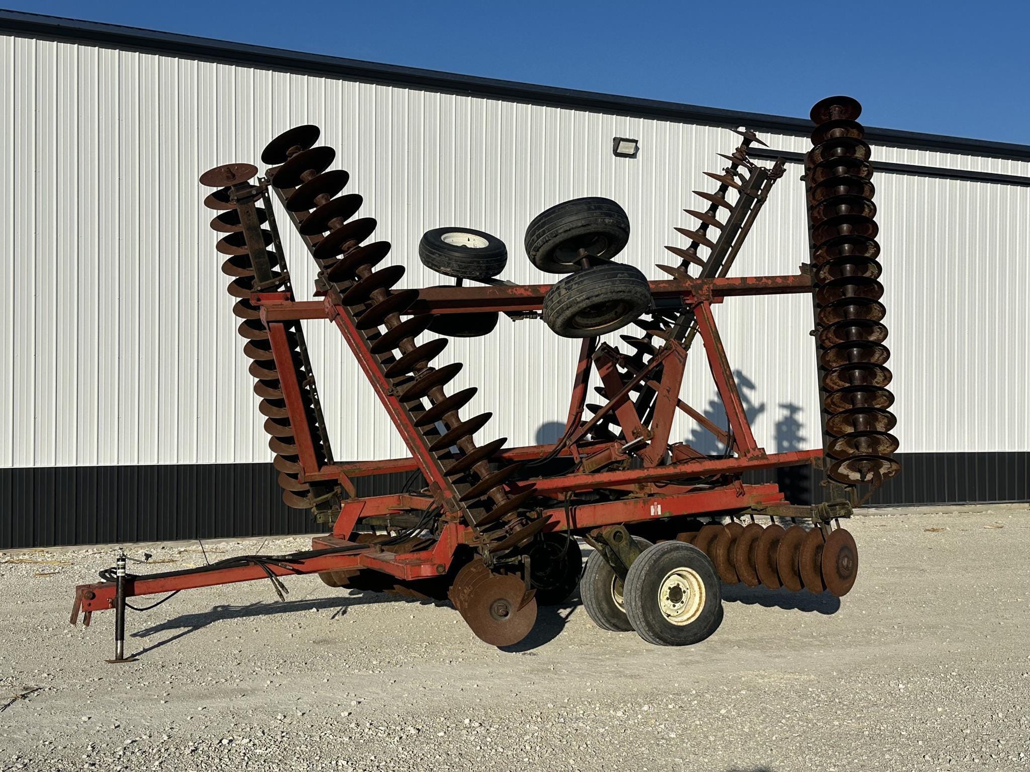 International Harvester 496 Equipment Image0