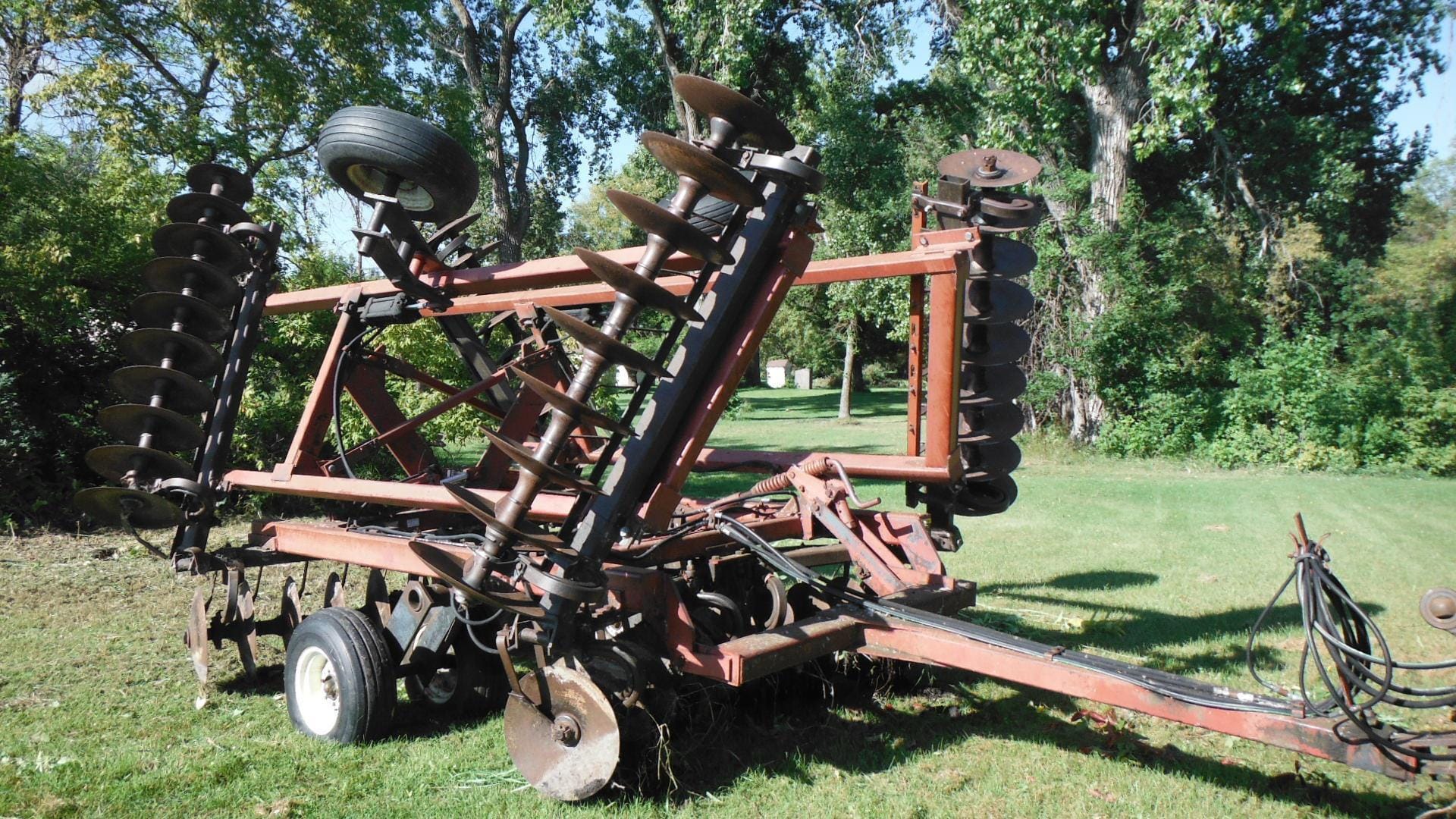 Main image International 496