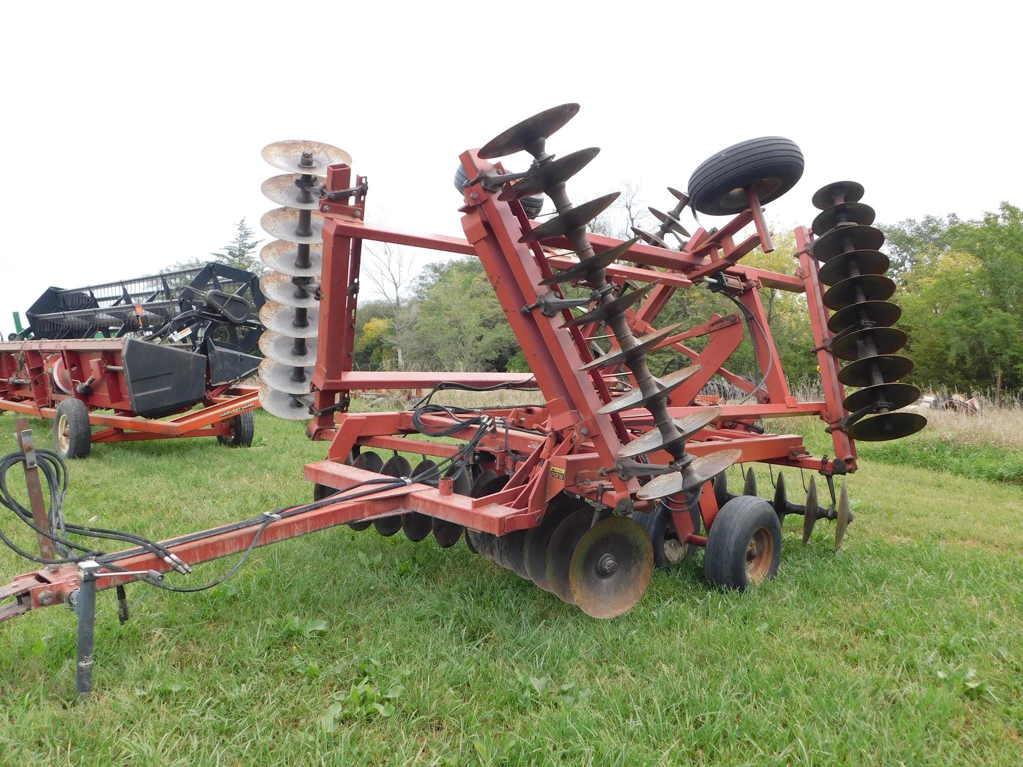 International Harvester 496 Equipment Image0