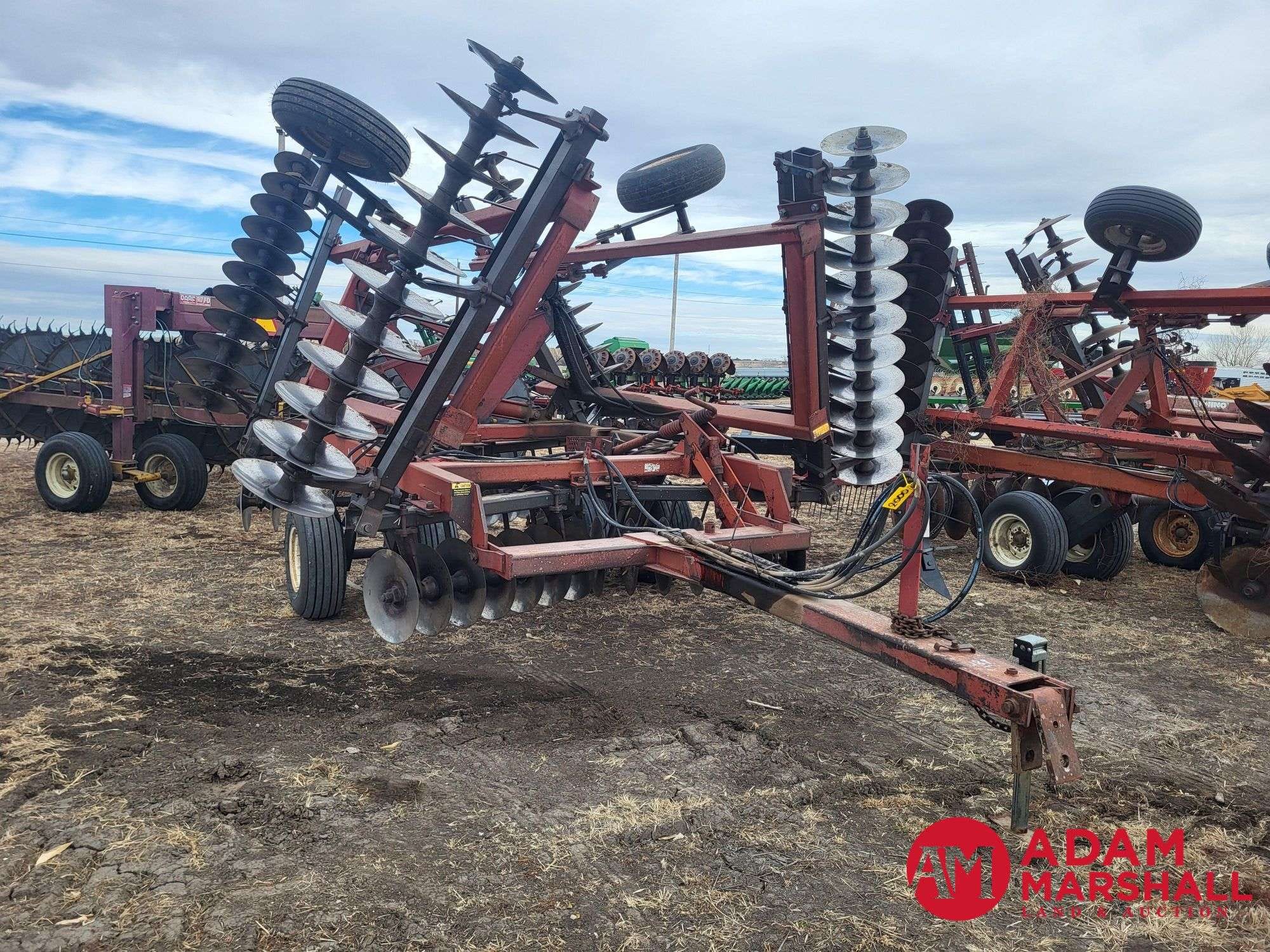 International Harvester 496 Equipment Image0