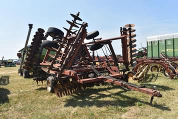 Main image International Harvester 496