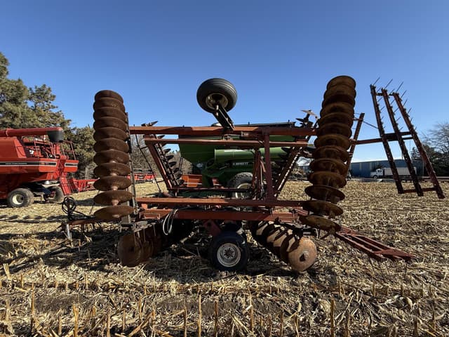 Image of International Harvester 496 equipment image 1