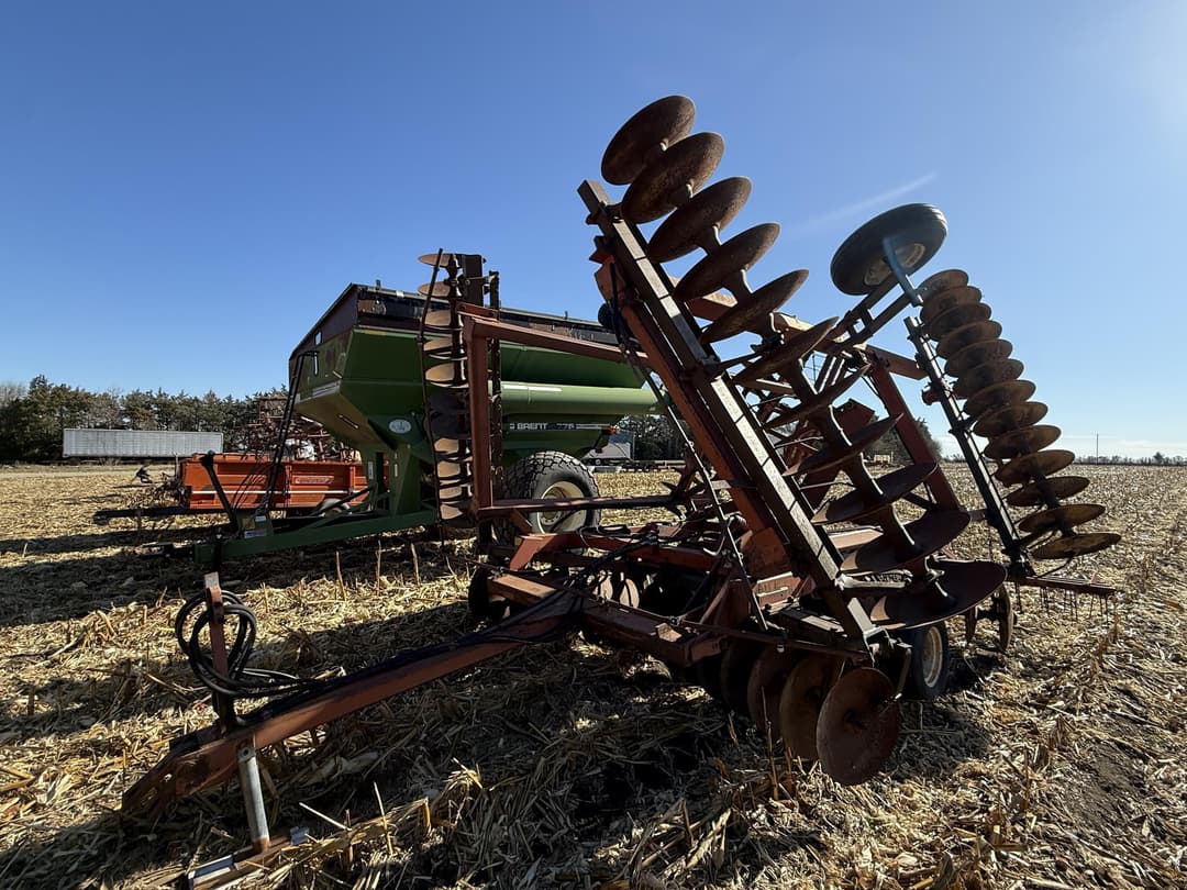Image of International Harvester 496 Primary image