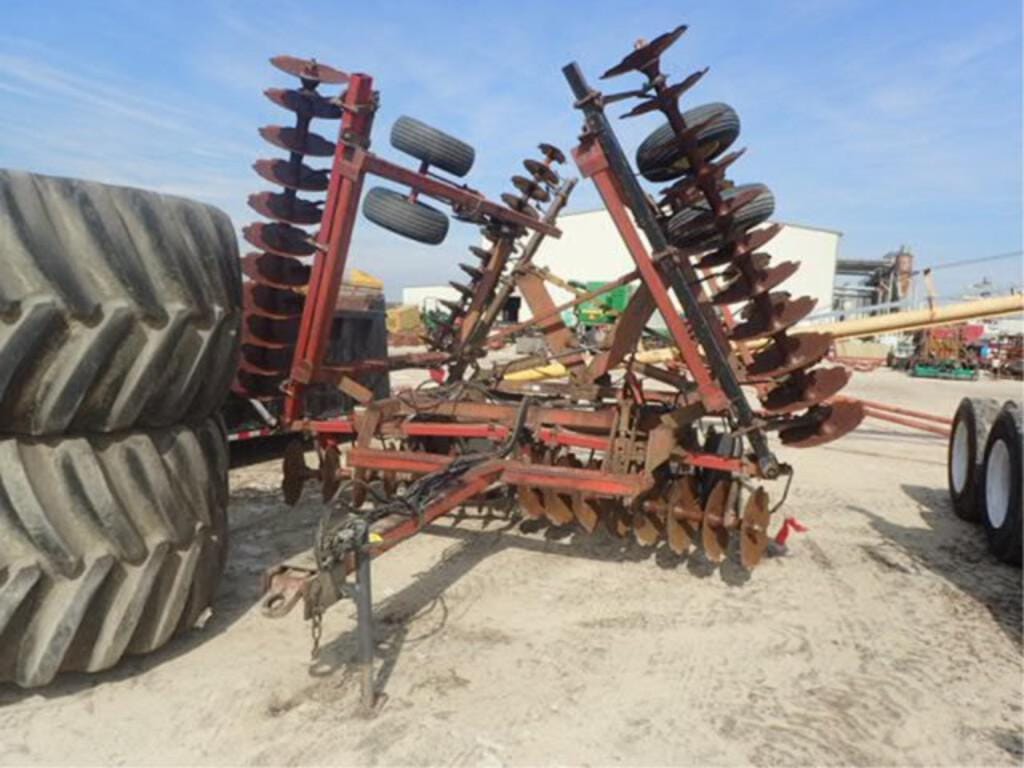 Main image International Harvester 496