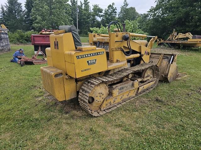 Image of International Harvester 500 equipment image 4