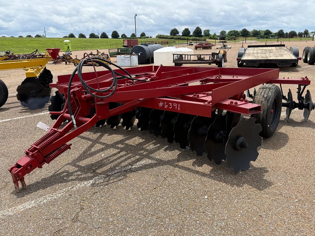 Image of International Harvester 501 Primary image