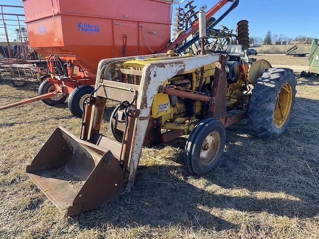 Image of International Harvester 504 equipment image 1