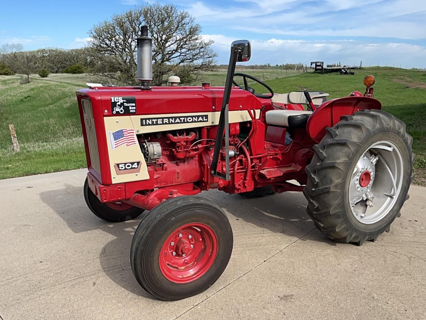 Main image International Harvester 504