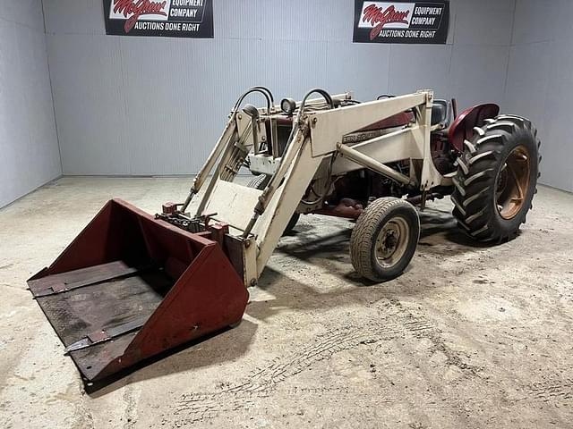 Image of International Harvester 504 equipment image 1