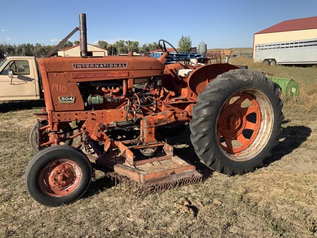 Image of International Harvester 504 equipment image 2