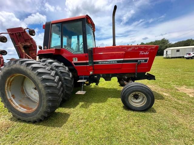 Image of International Harvester 5088 equipment image 4