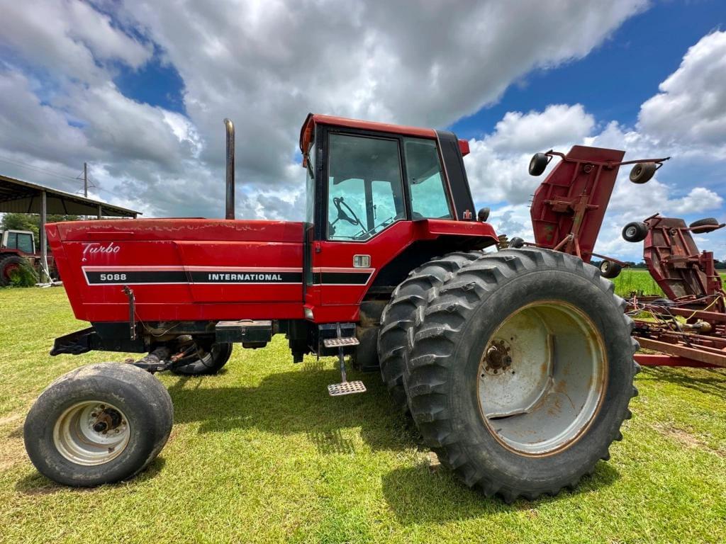Image of International Harvester 5088 Primary image