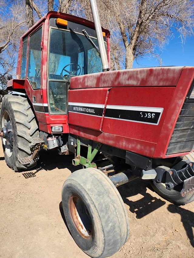 Image of International Harvester 5088 equipment image 1