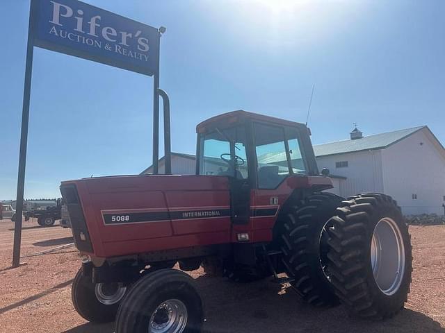 Image of International Harvester 5088 equipment image 3