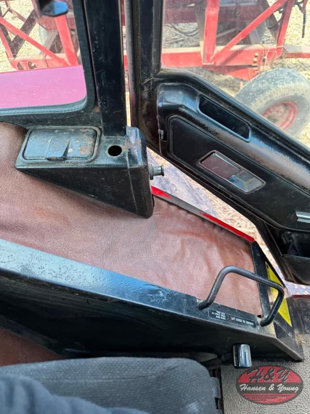 Image of International Harvester 5088 equipment image 4