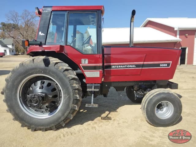 Image of International Harvester 5088 equipment image 2