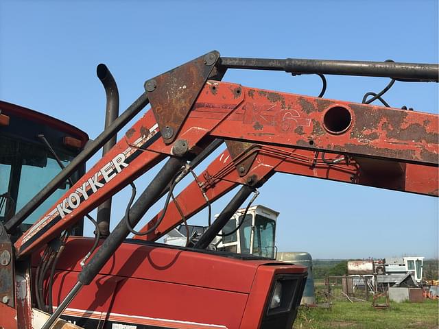 Image of International Harvester 5088 equipment image 3
