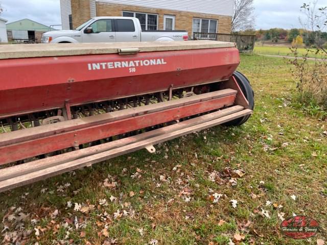 Image of International Harvester 510 equipment image 3