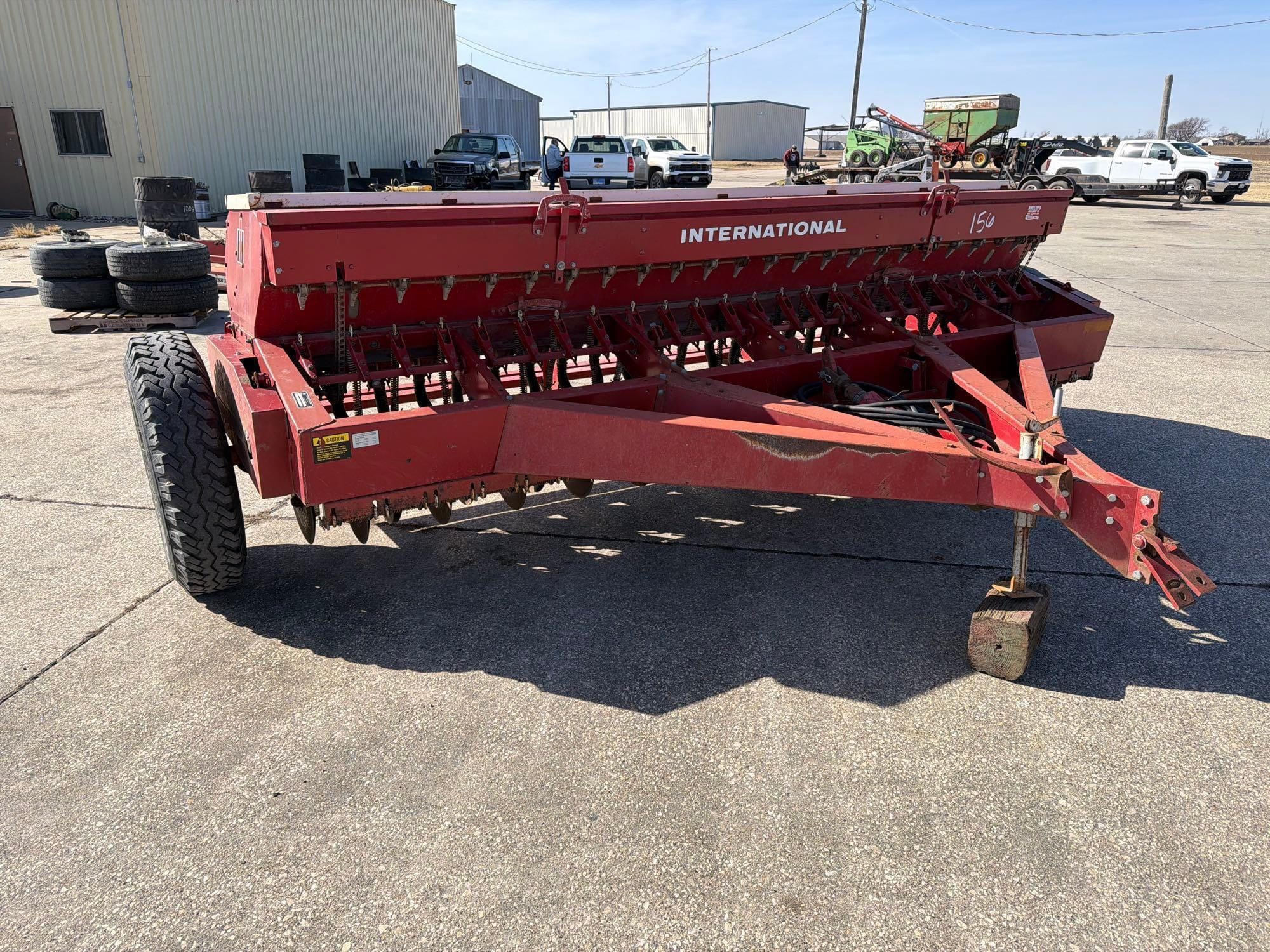 International Harvester 510 Equipment Image0