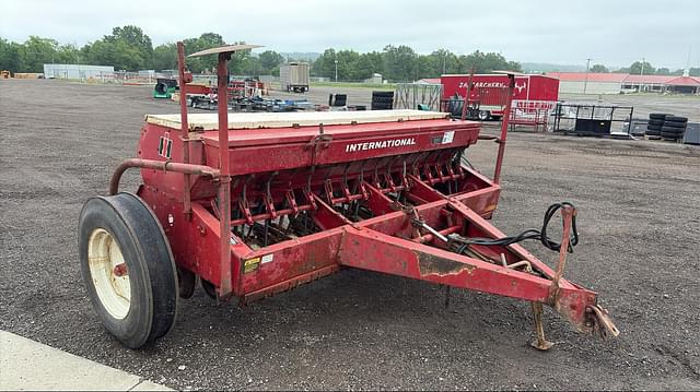 Image of International Harvester 510 equipment image 1