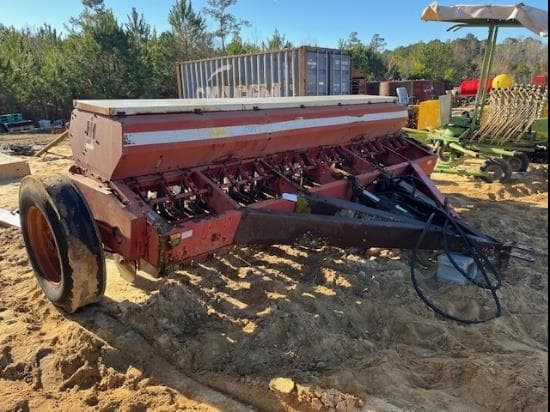 Image of International Harvester 510 Image 1