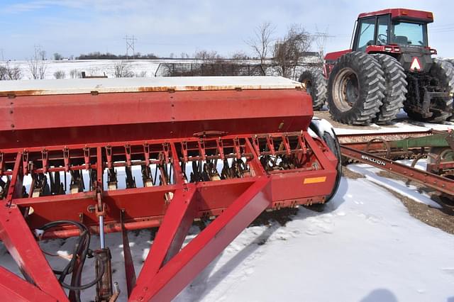 Image of International Harvester 510 equipment image 1