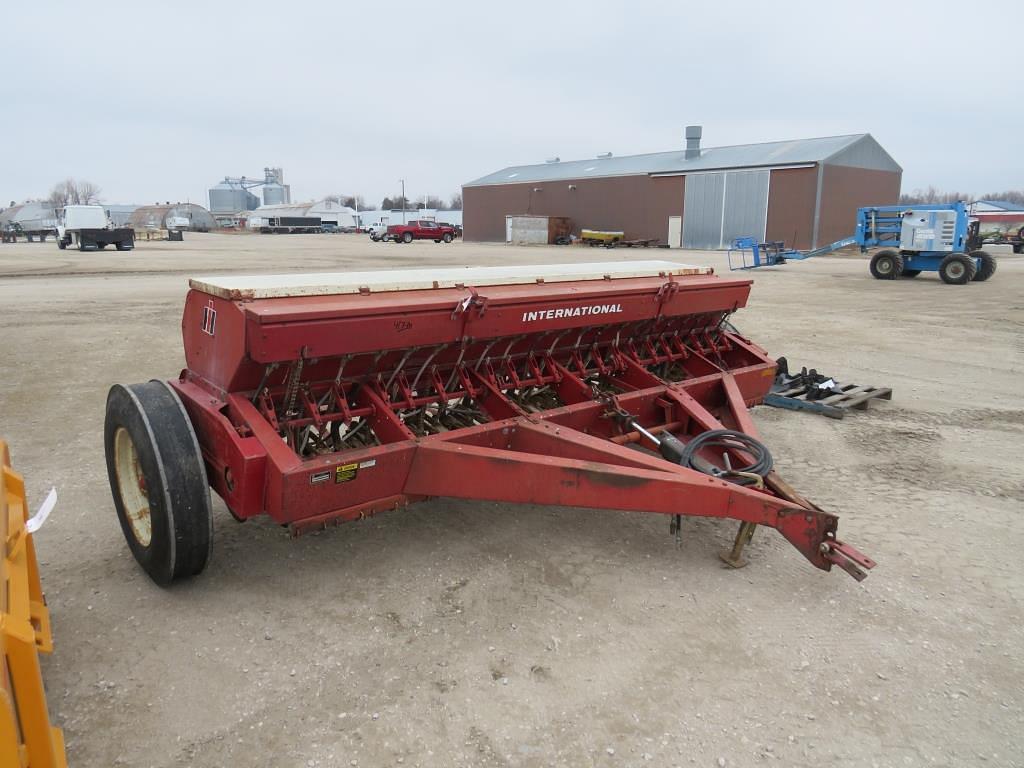 Image of International Harvester 510 Primary image