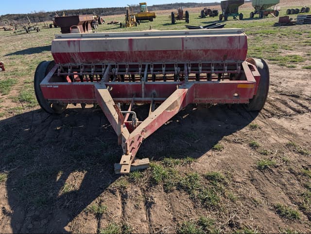 Image of International Harvester 510 equipment image 1
