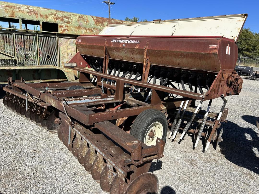 Image of International Harvester 510 Image 1
