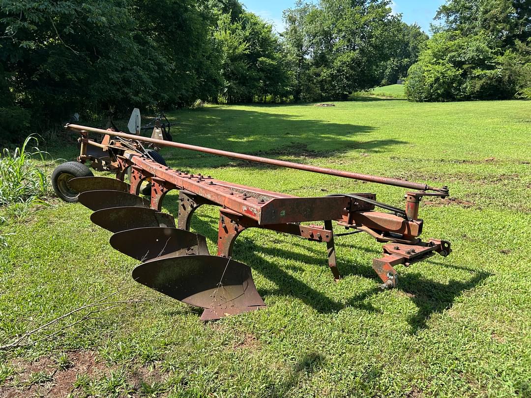 Image of International Harvester 510 Primary image
