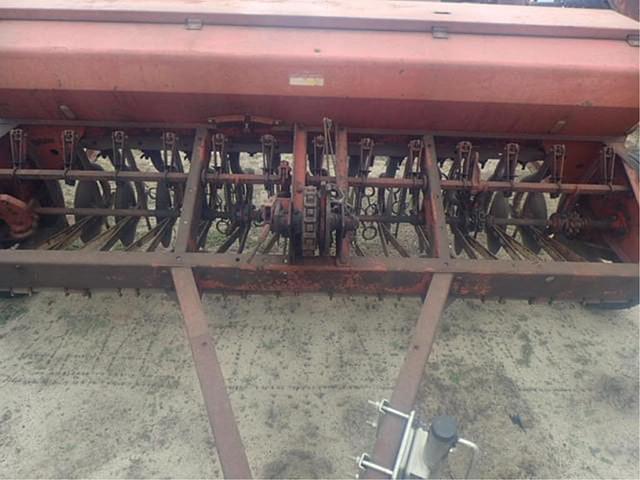 Image of International Harvester 510 equipment image 1