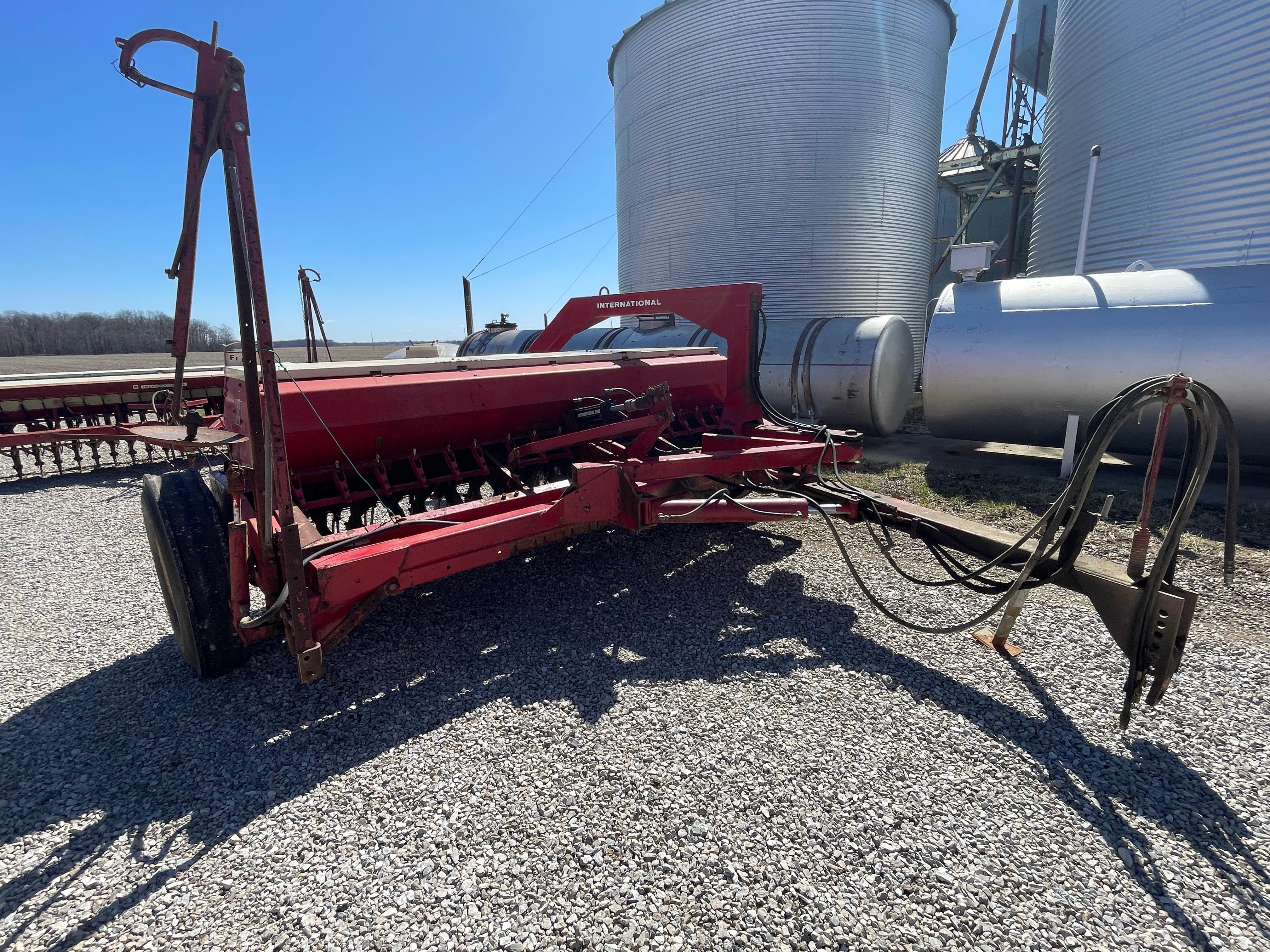 Main image International Harvester 510