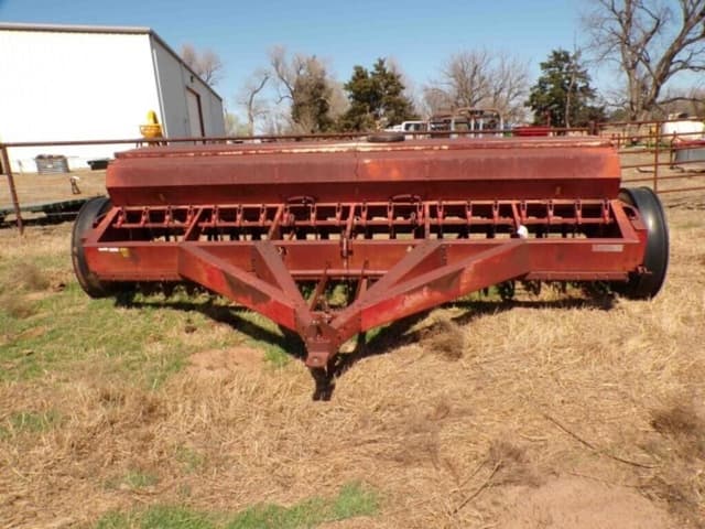 Image of International Harvester 510 equipment image 1