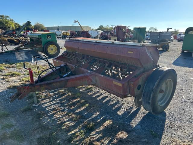 Image of International Harvester 510 equipment image 1