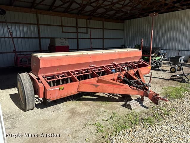 Image of International Harvester 510 equipment image 2