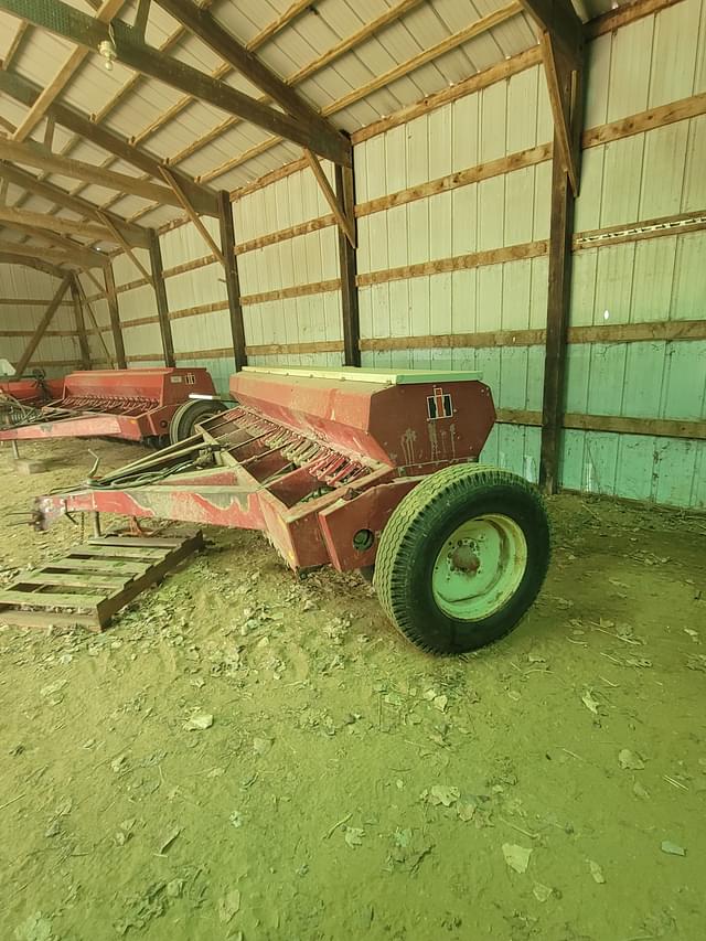 Image of International Harvester 510 equipment image 1