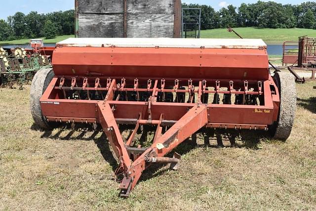 Image of International Harvester 510 equipment image 1