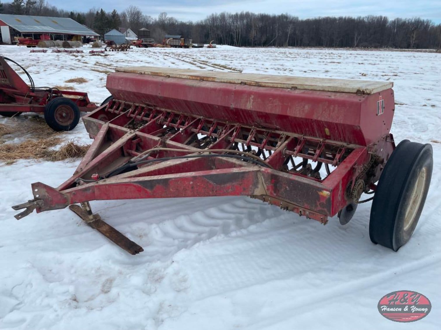 International Harvester 510 Equipment Image0