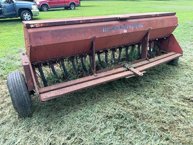 Image of International Harvester 510 equipment image 3
