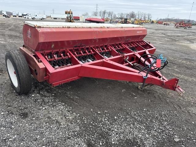 Image of International Harvester 510 equipment image 4