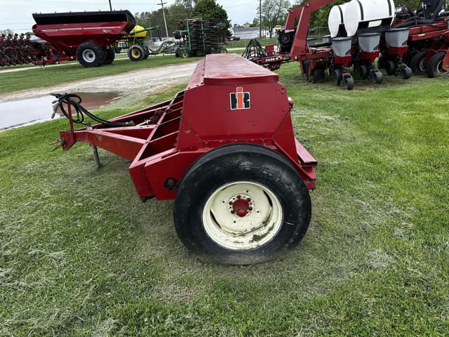 Image of International Harvester 5100 equipment image 2
