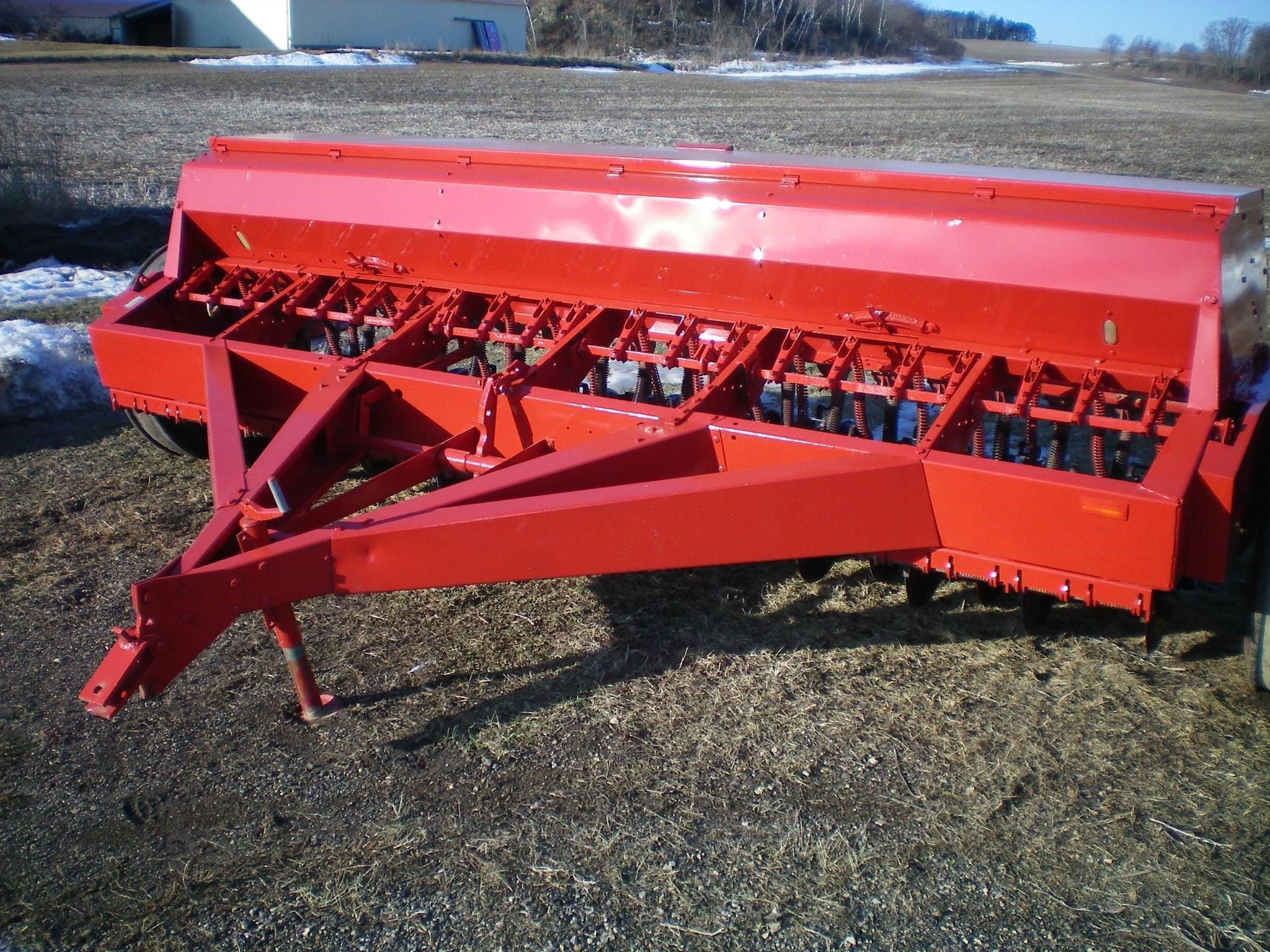 International Harvester 5100 Equipment Image0