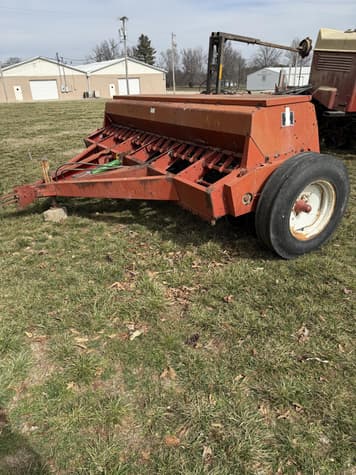 Main image International Harvester 5100