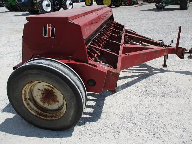 Image of International Harvester 5100 equipment image 3