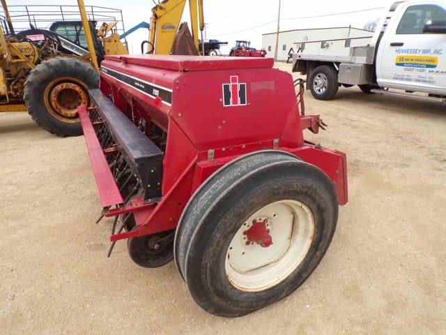 Image of International Harvester 5100 equipment image 4