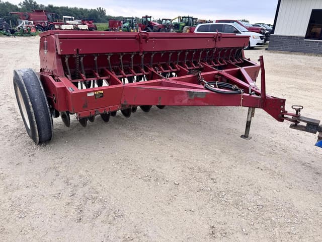 Image of International Harvester 5100 equipment image 1